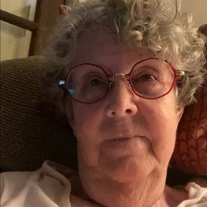 Meet your Posher, Vicki